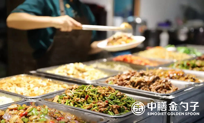 學校食堂承包那些事兒(er) ，從(cong) 後廚到餐桌的生意經.png